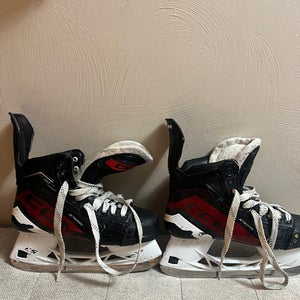 CCM JetSpeed FT680 Hockey Skates Regular Width size 8 used