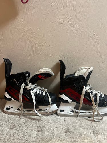 CCM JetSpeed FT680 Hockey Skates Regular Width size 8 used