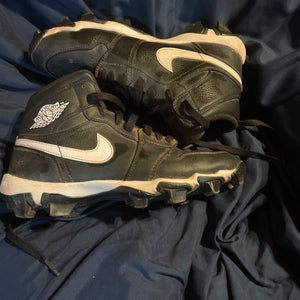 Black Unisex 6Y (Big Kids / Youth) Youth Air Jordan Molded Cleats Cleats (Used)