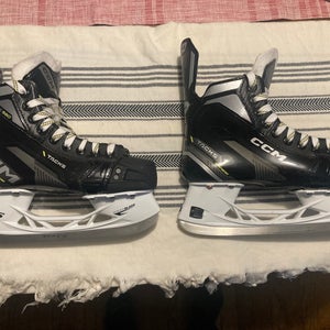 2024 CCM AS-580 Hockey Skates Regular Width Size 4.5 (New)