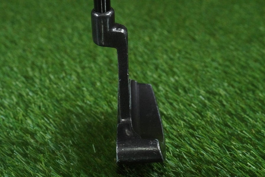 Echelon Center Score Putter New / RH ~35 Graphite Titanium