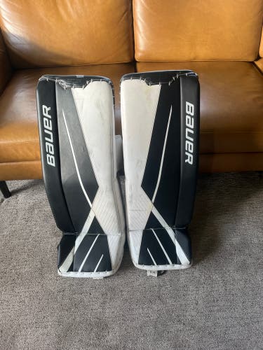 Medium Bauer Supreme 3S Goalie Leg Pads (Used)