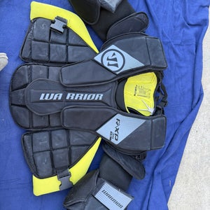 Large/Extra Large Warrior Goalie Chest Protector (Used)