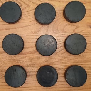 15 good hockey pucks