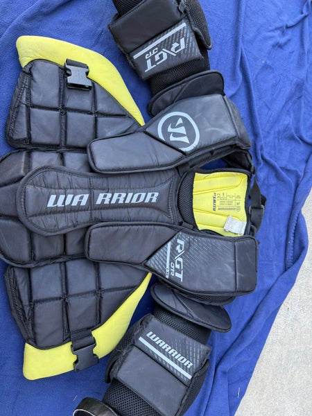 Large/Extra Large Warrior Goalie Chest Protector (Used)