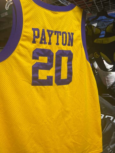 Lakers Yellow XXXXL Men's Nike Swingman Jersey (Used)