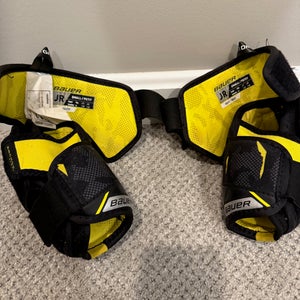 Junior Small Bauer supreme 3s Elbow Pads (Used)
