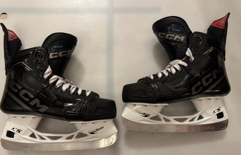 2023 CCM JetSpeed FT690 Hockey Skates Wide Width 6.5 (Used)