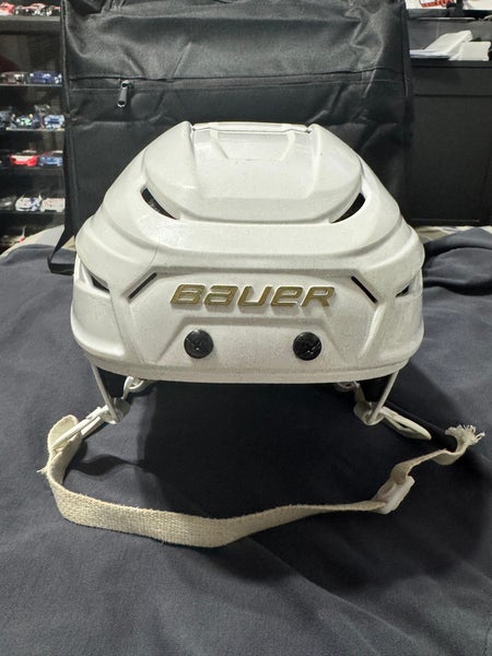 Large Bauer Hyperlite Helmet (Used)