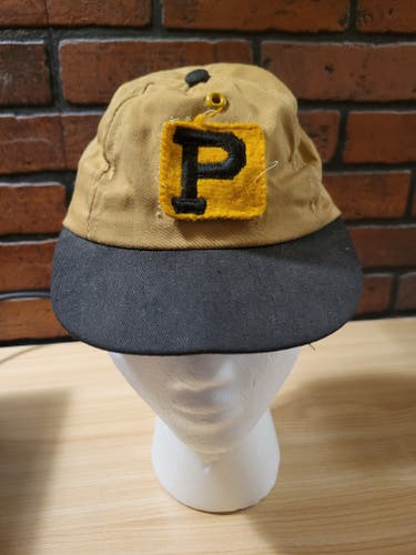 Vintage Pittsburgh Pirates Fitted Baseball Cap