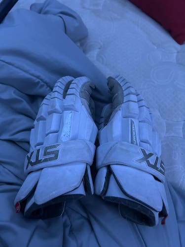 STX Surgeon RZR Lacrosse Gloves Large (Used)