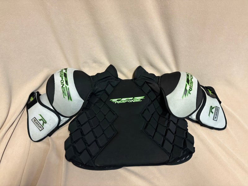 Men's Large Senior TPS Response Shoulder Pads (Used)