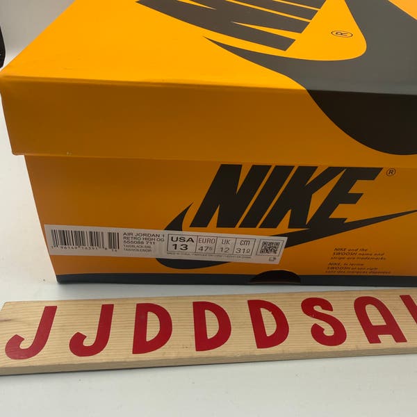 Nike Air Jordan 1 Retro High OG Taxi Yellow Toe 555088-711  display picture 1