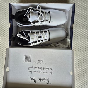 Sqairz White Men's Molded Baseball Cleats Size 13.0 (W 14.0) Adult Low Top Molded Cleats (New)