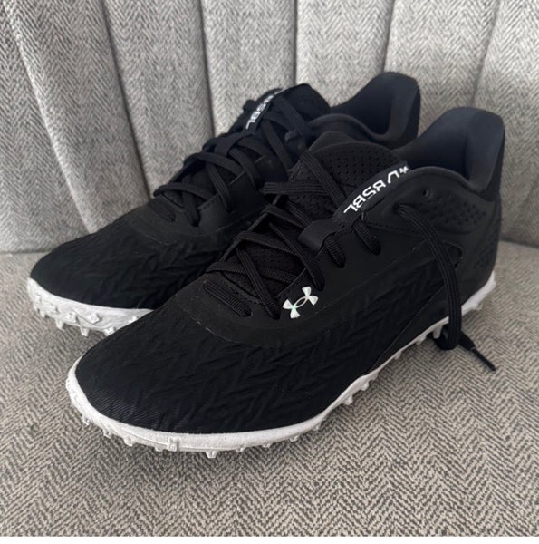 Black Men's Size M 8.0 (W 9.0) Under Armour Low Top Turf Cleats (Used)