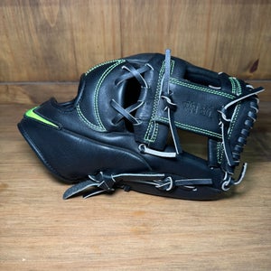 Nike ShaDo Edge 11.5” RHT Baseball Glove NWOT