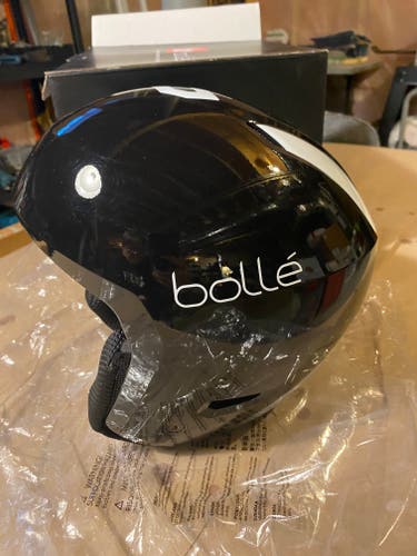 Medium Bolle Medalist Pure MIPS / FIS Helmet (New-FIS Legal)