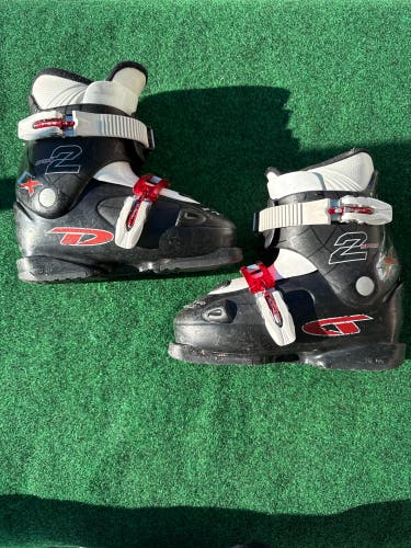 Kid's Dalbello CX2 Ski Boots (Used) | Mondo 22.5 (262mm)