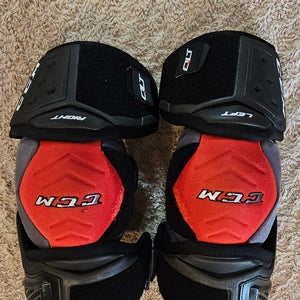 Used Large CCM QuickLite QLT 290 Elbow Pads