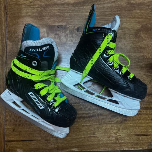 Bauer XLP Hockey Skates 12 (Used)