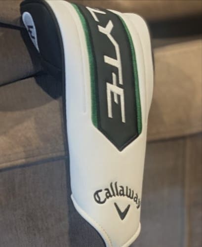 Men's Callaway Elyte Triple Diamond Right Handed Driver Stiff Flex 9 Loft (New)