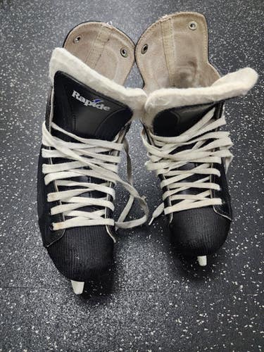 Used CCM RAPIDE Intermediate Hockey Skate Intermediate 5.0 11849-S000033124