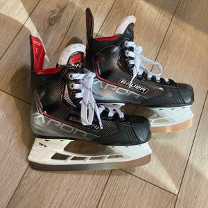 Bauer Vapor XLTX Pro+ Hockey Skates Regular Width Youth 13.5 (Used)
