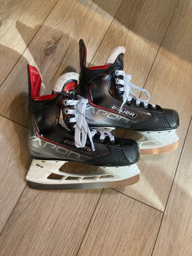 Bauer Vapor XLTX Pro+ Hockey Skates Regular Width Youth 13.5 (Used)