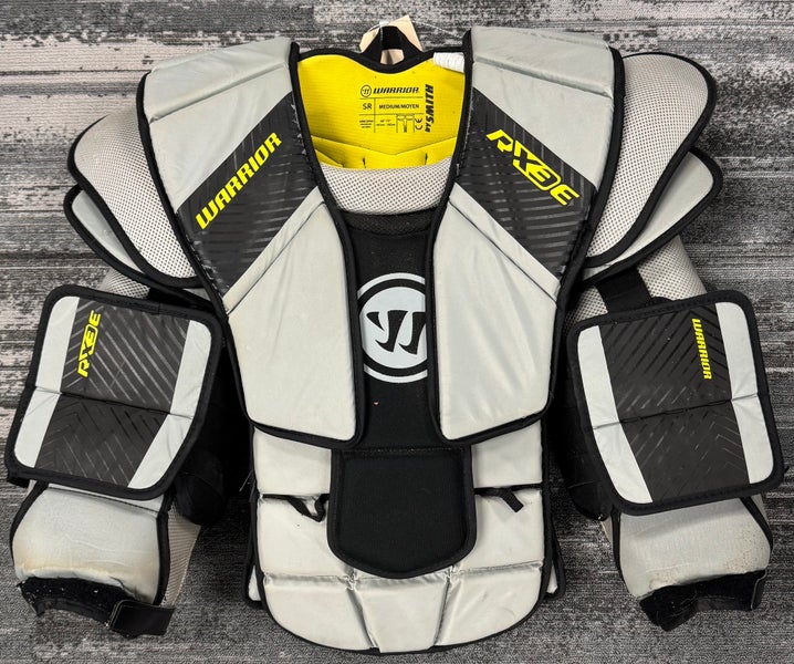 Senior Medium Warrior RX3E+ Goalie Chest Protector (Used)