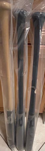(3) B45 Bat 33.5  (New) Models RA 13/ B243 /   B210.        You Get 3 bats and 3 Lizards Skins