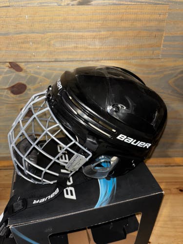 Small Bauer 4500 Helmet (New)