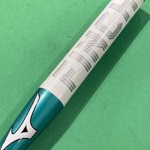 Used 2022 Mizuno Finch Fastpitch Softball Bat 32" (-13)