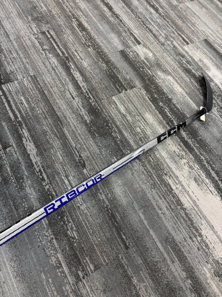 Senior CCM RibCor 86K Hockey Stick Right Handed P28 (Used)
