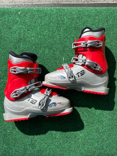 Kid's Salomon T3 Ski Boots (Used) | Mondo 21.5 (276mm)