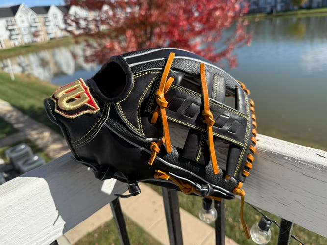 Wilson Staff RH Infield Baseball Glove 11.5" (New)