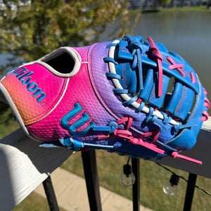 Wilson A2000 RHT Autism Speaks First Base Baseball Glove 12.5" (New)