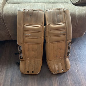 28" Vaughn Velocity V5 Goalie Leg Pads (Used)