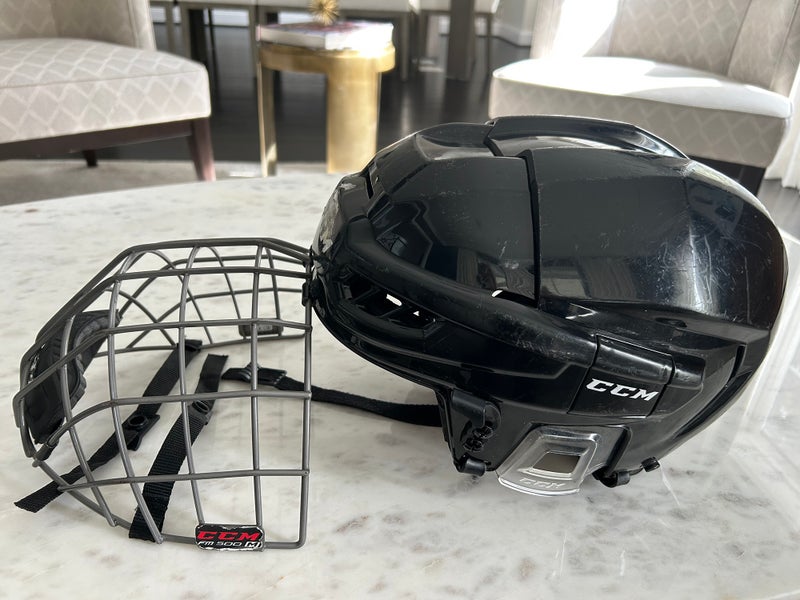 Medium CCM FM50 Helmet (Used)