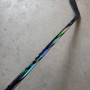 102 Flex P28 Senior Bauer Proto R Left Hand Hockey Stick Pro Stock (New)