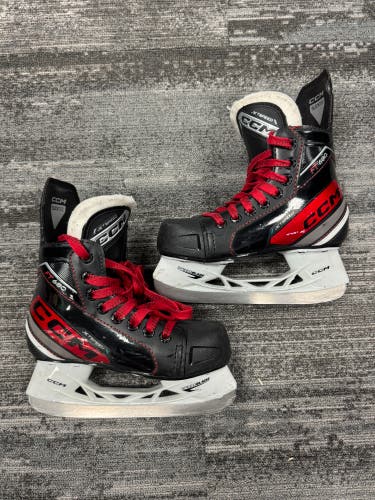 Youth CCM Jetspeed FT680 Hockey Skates Regular Width 13 (Used)