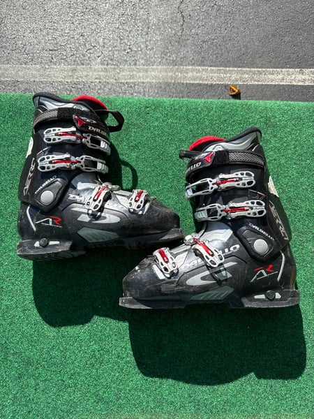 Dalbello Aerro 57 Ski Boots (Used) | Mondo 27.5 (318mm)