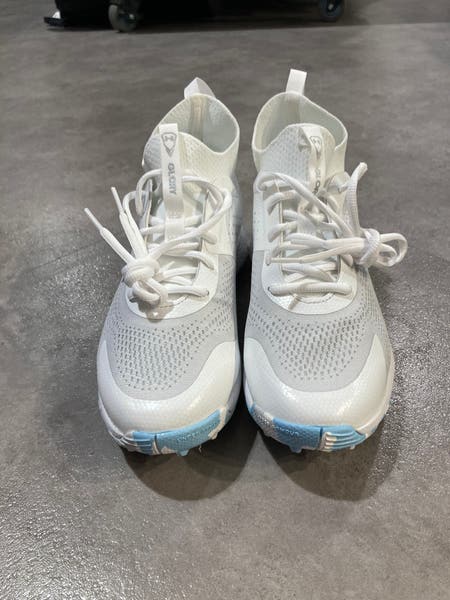 【新品未使用】UA W Glory 2 Turf Amazon.com | Under Armour Women's Glory 2 Turf, (100) White