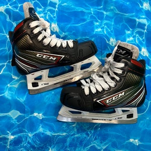 Junior CCM Jetspeed FT460 Hockey Goalie Skates Regular Width Size 2 (Used)