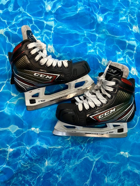 Junior CCM Jetspeed FT460 Hockey Goalie Skates Regular Width Size 2 (Used)