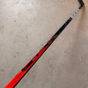 P88 77 Flex Senior Bauer Vapor Flylite Left Hand Hockey Stick Pro Stock NCAA.