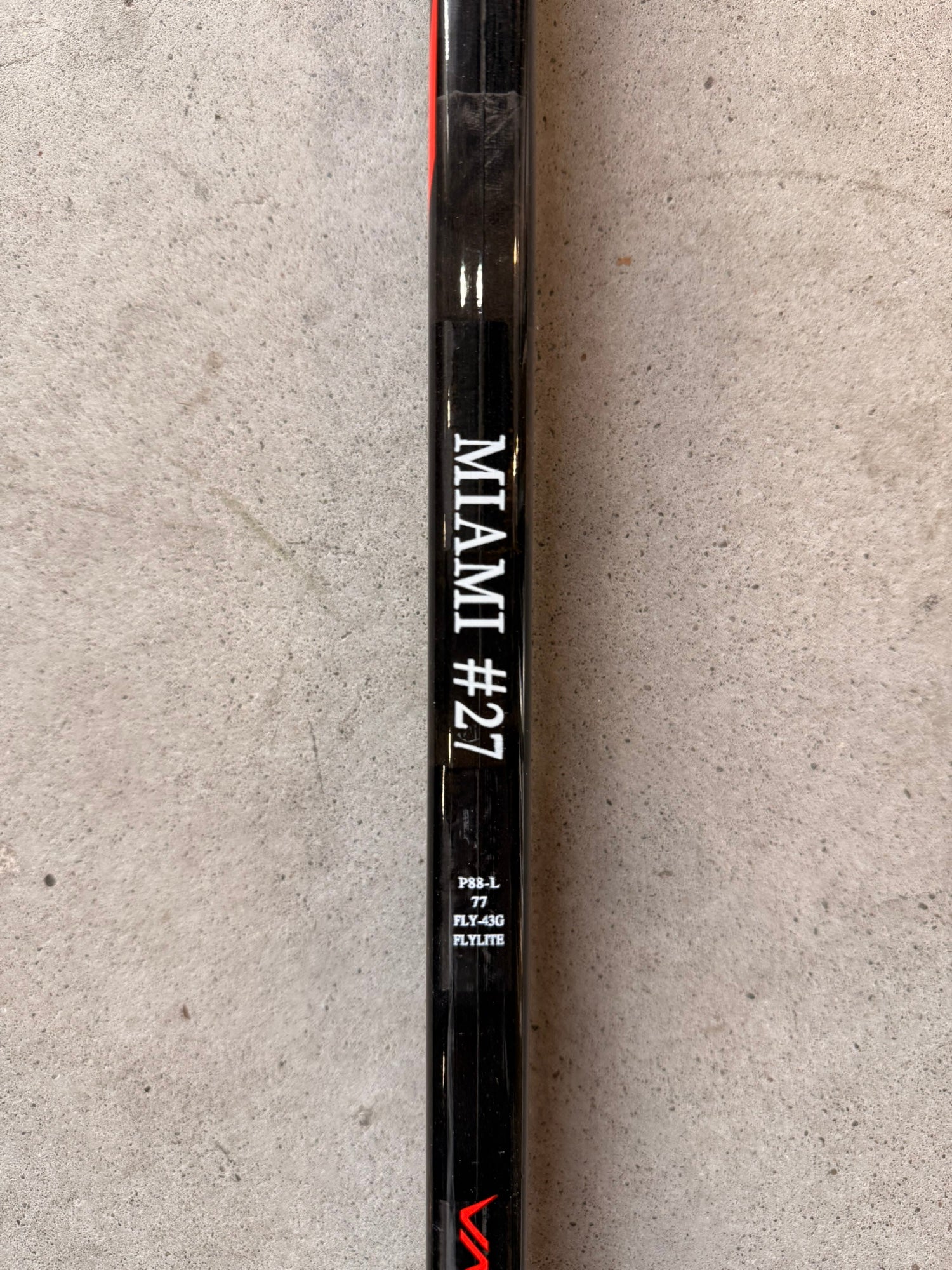 P88 77 Flex Senior Bauer Vapor Flylite Left Hand Hockey Stick Pro