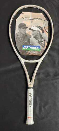 Yonex Vcore 95 Grip Size 4 1/4
