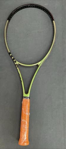 Wilson K-Blade 98  Pro Stock  - Grip Size 4 3/8 Leather Grip
