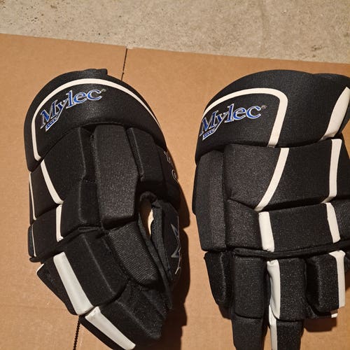 790 Gloves 13" (New)