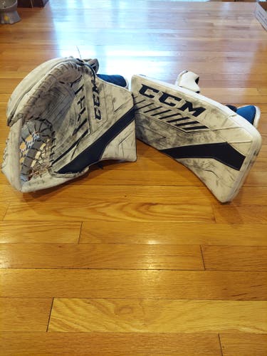 CCM Axis 1.9 Regular (Used)